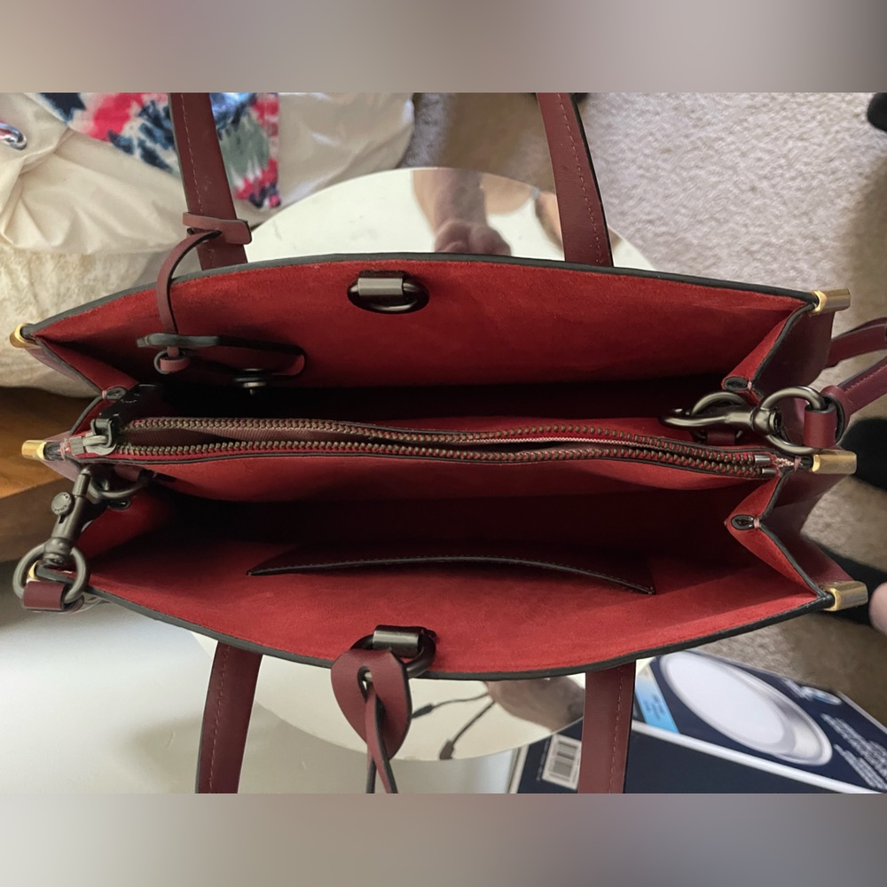 NWT Burgundy Coach Glovetanned Leather Cooper Carryall Tote - Picture 6 of 8